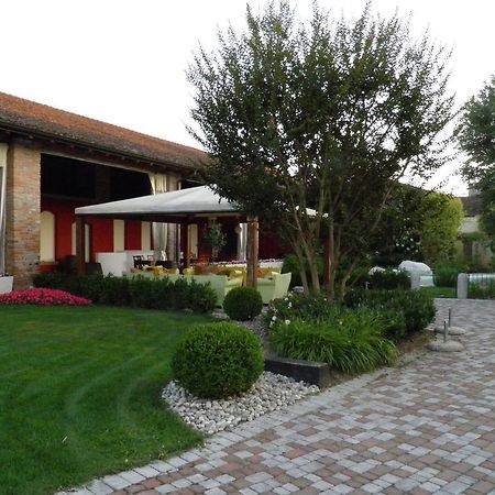 Affittacamere Il Persicone Cornaleto Bagian luar foto